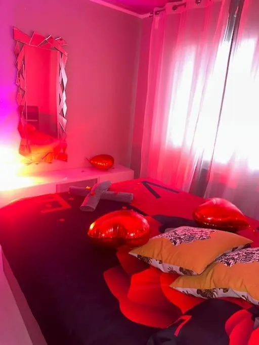 Apartment Love House Spa 3 Aulnay-sous-Bois France